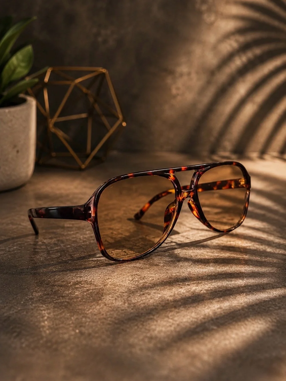 Tortoiseshell Aviator Sunglasses - Brown Gradient Lenses